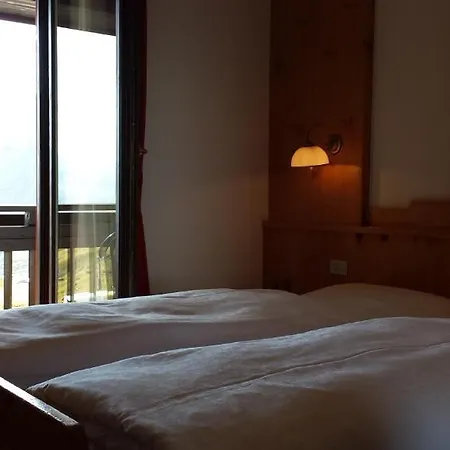 Savoia 까나제이