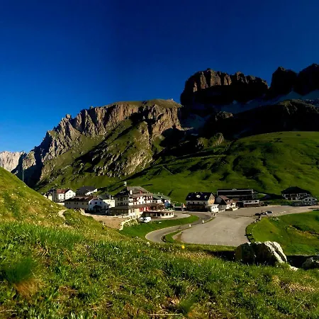 Savoia Hotel Canazei